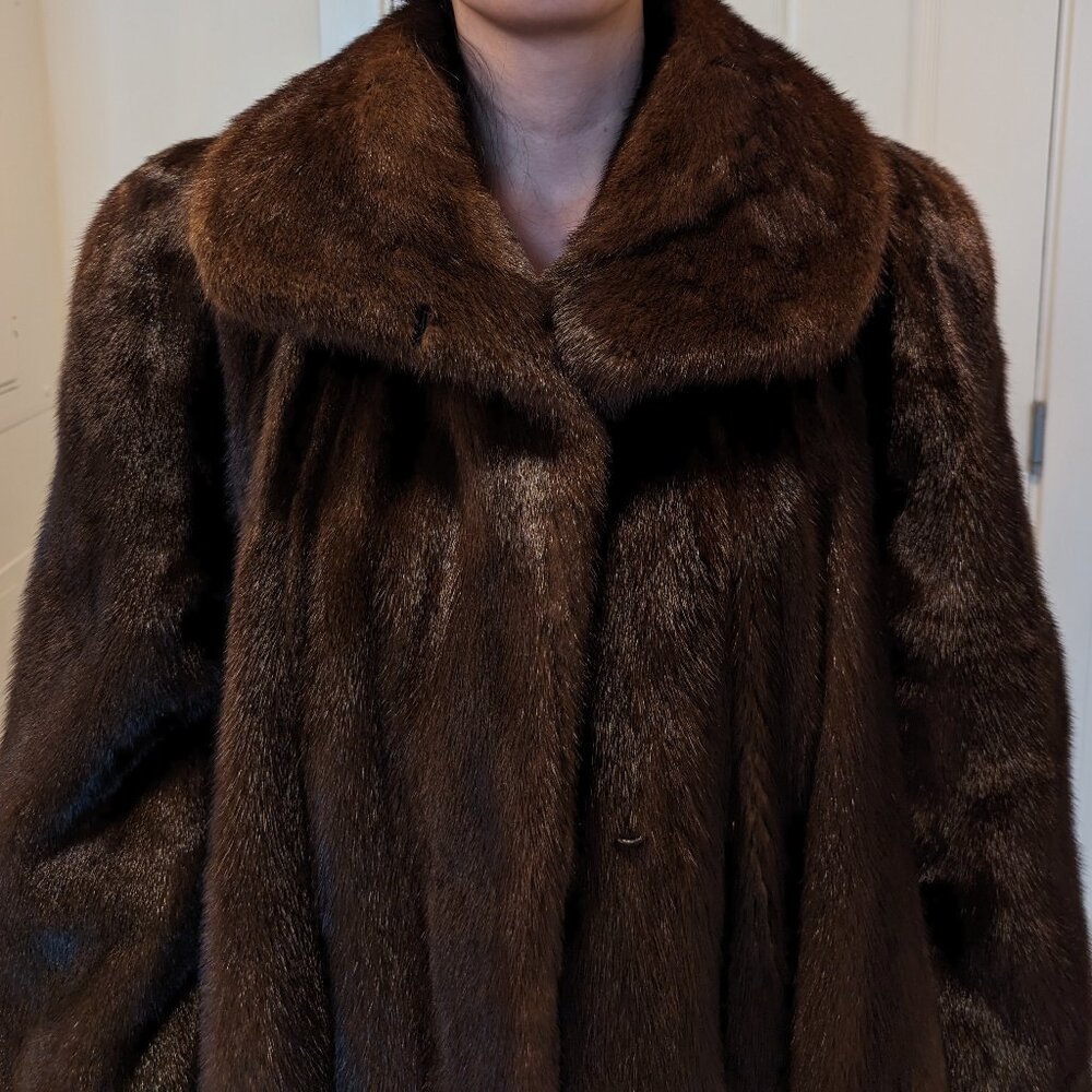 Genuine Mink Fur Coat Full Length Brown Wide Collar Cuffed Sleeves